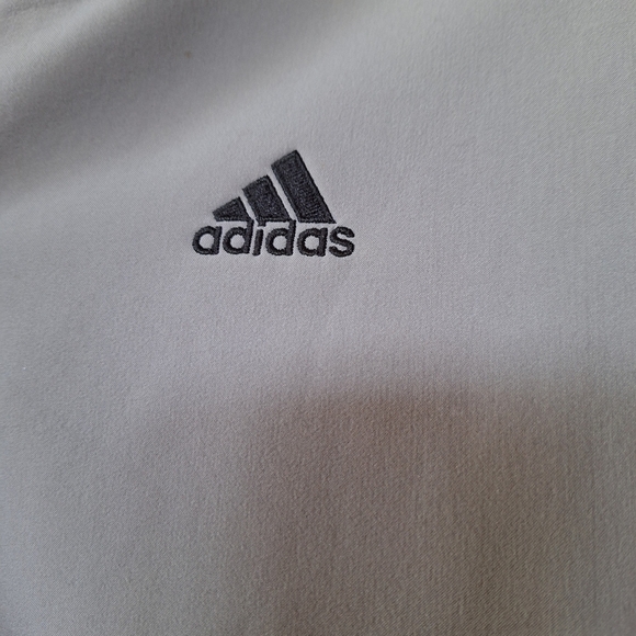 Adidas Womens Light gray Softshell zip up jacket. Mid weight. Size M - Picture 3 of 7